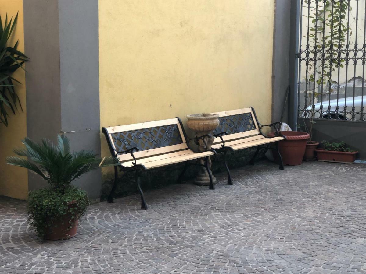 La Casa Di Nonno Vittorio Apartment Naples Exterior photo