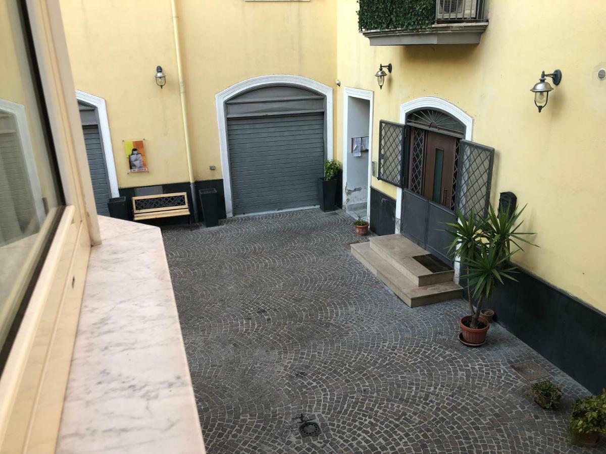 La Casa Di Nonno Vittorio Apartment Naples Exterior photo